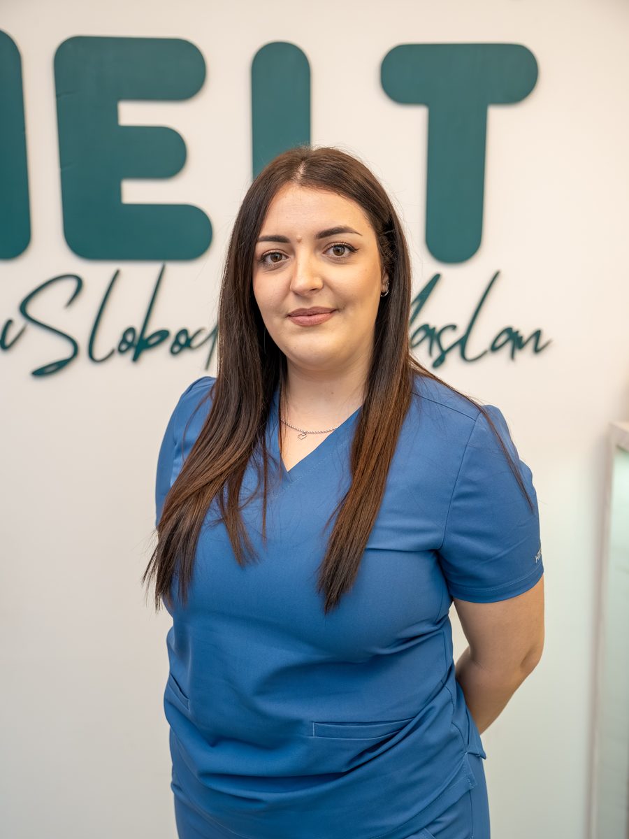 Jovana Đorđević, visoki strukovni fizioterapeut u ordinaciji HELT Kruševac